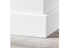 MDF Moderne Plint 90x15mm RAL 9016 met Uitsparing