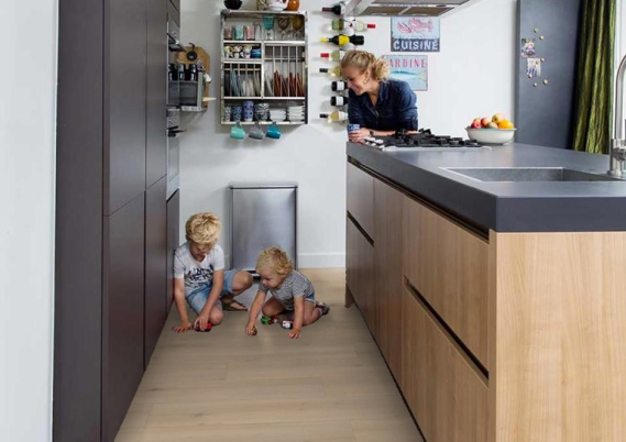 Douwes Dekker Krachtig Solide Brede Plank Kerrie - 8mm Laminaat