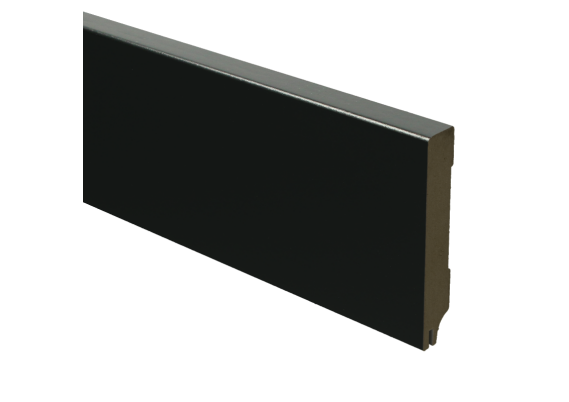 MDF Moderne Plint 90x15mm Voorgelakt RAL 9005 met uitsparing
